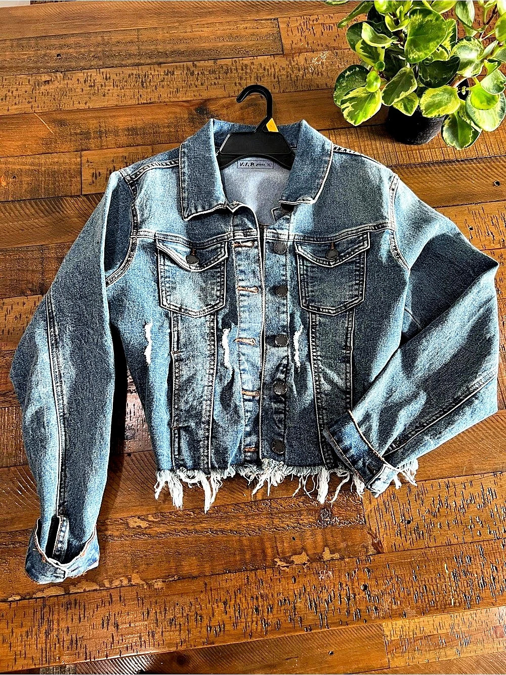 VIP Jeans Cropped Distressed Denim Jacket Blue Size XL